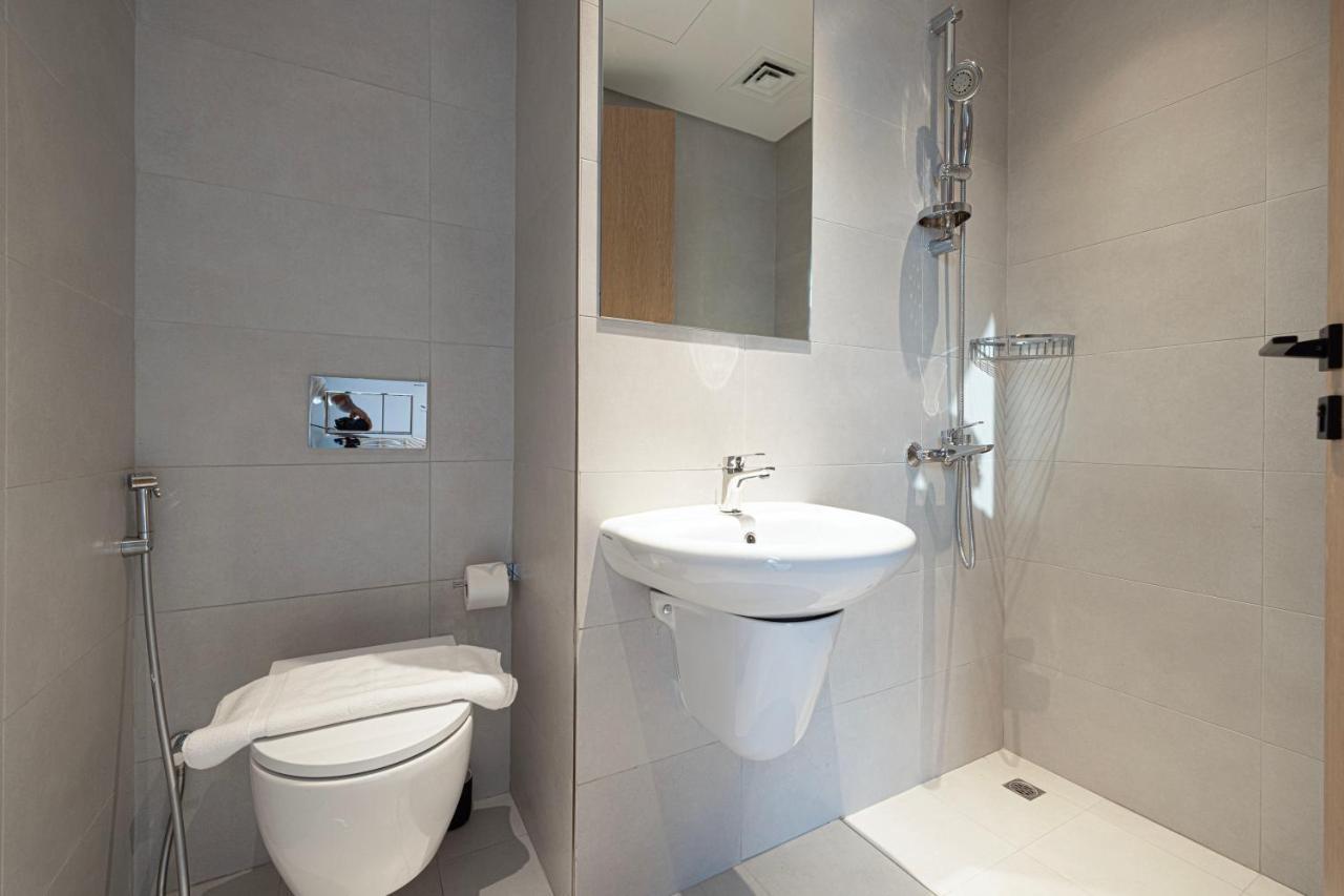 Magnificent 3br Spectacular Canal & Burj View Apartment