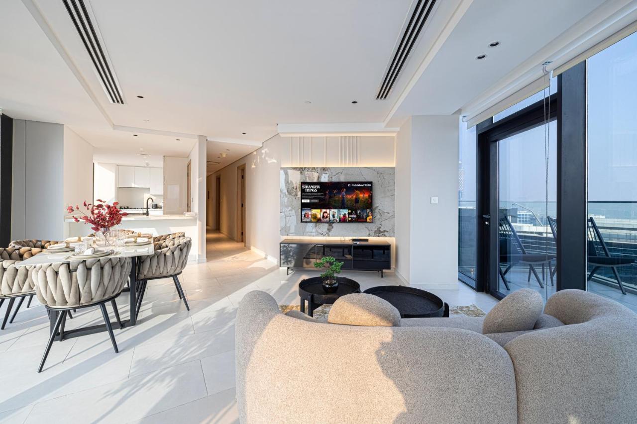 Magnificent 3br Spectacular Canal & Burj View