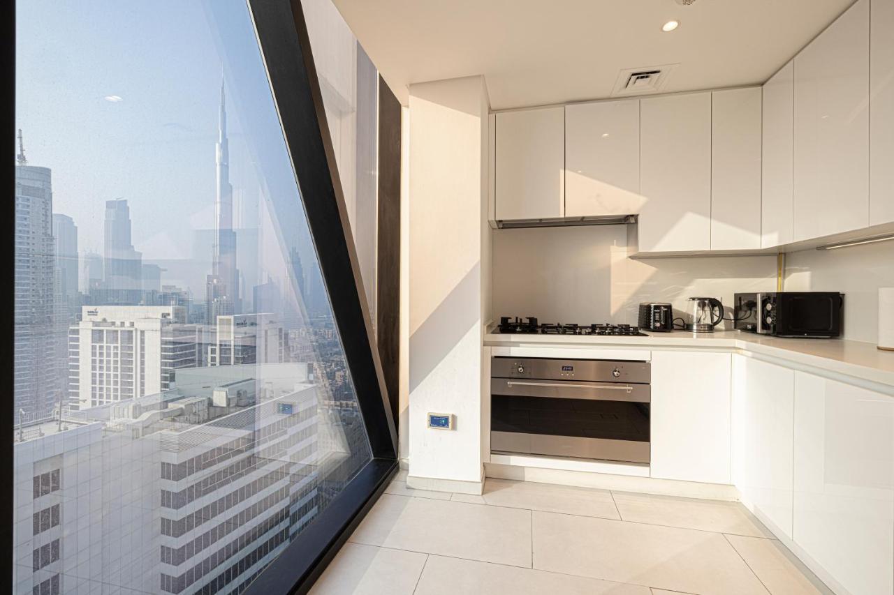 Magnificent 3br Spectacular Canal & Burj View * Dubai