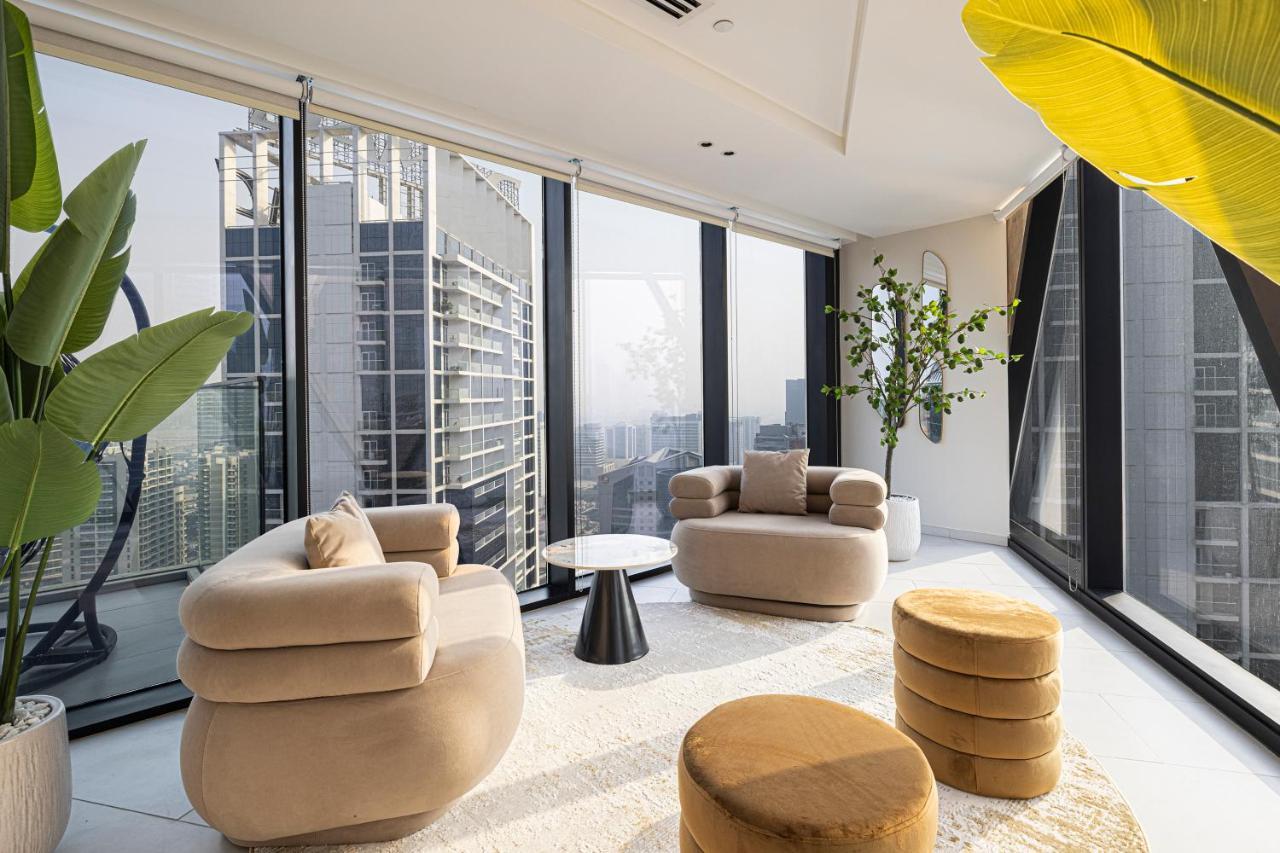 Magnificent 3br Spectacular Canal & Burj View *