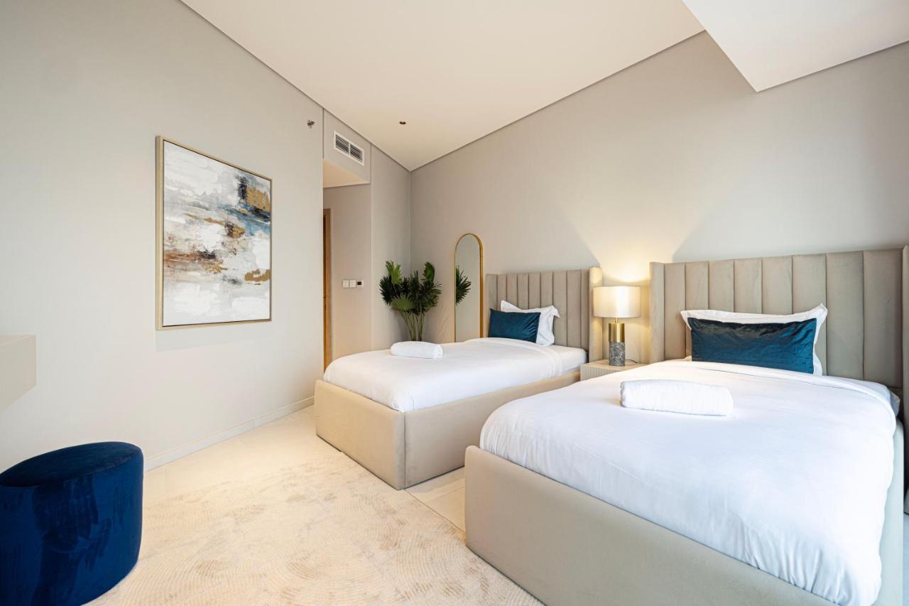 Magnificent 3br Spectacular Canal & Burj View * Dubai