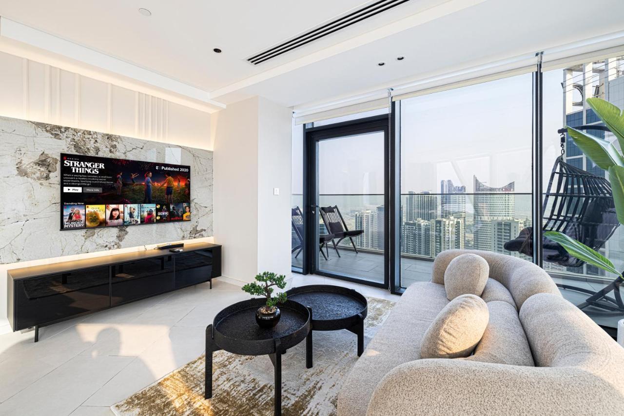 Magnificent 3br Spectacular Canal & Burj View Apartment Dubai